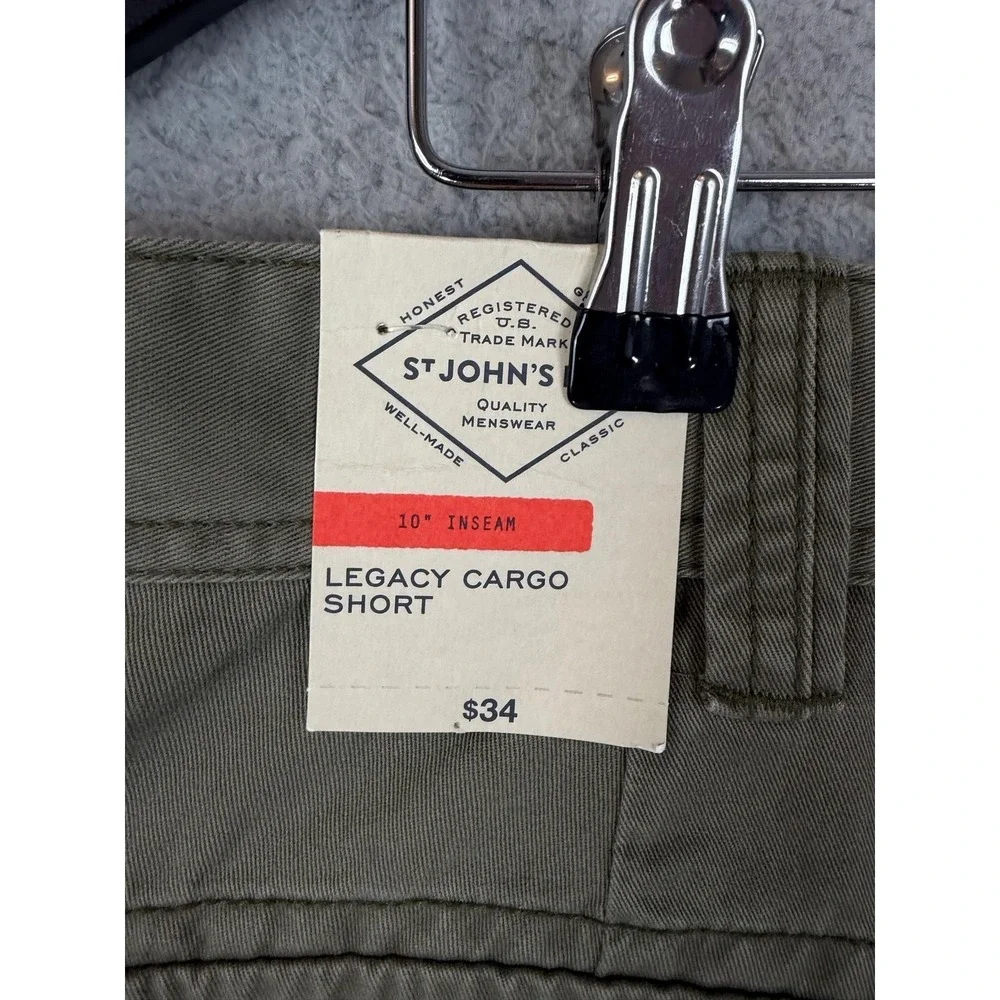 St. John's Bay Cargo Shorts Mens 44 Green Cotton Canvas 10 Inseam Casual Men New